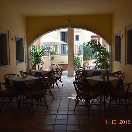 Vecchio Hotel ريثيمنو المظهر الخارجي الصورة